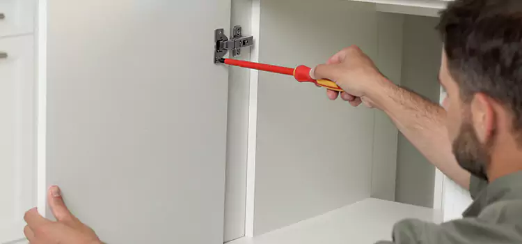 Screen Door Hinge Repair Pawtucket